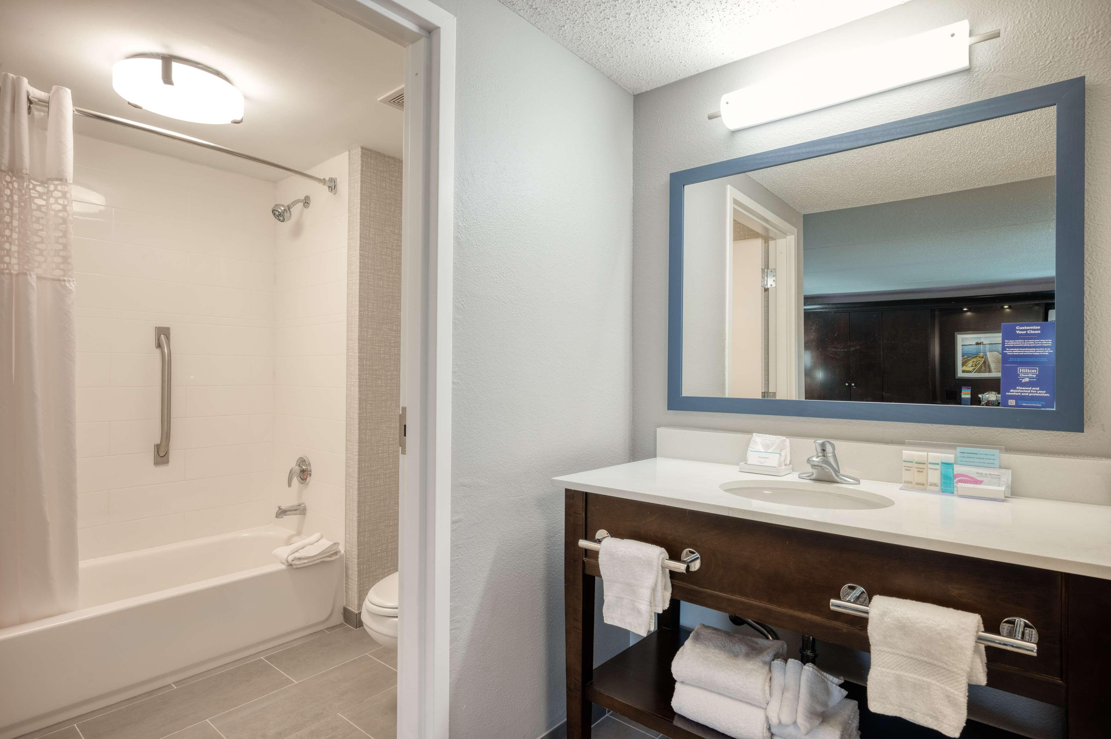 Hampton Inn Janesville Luaran gambar