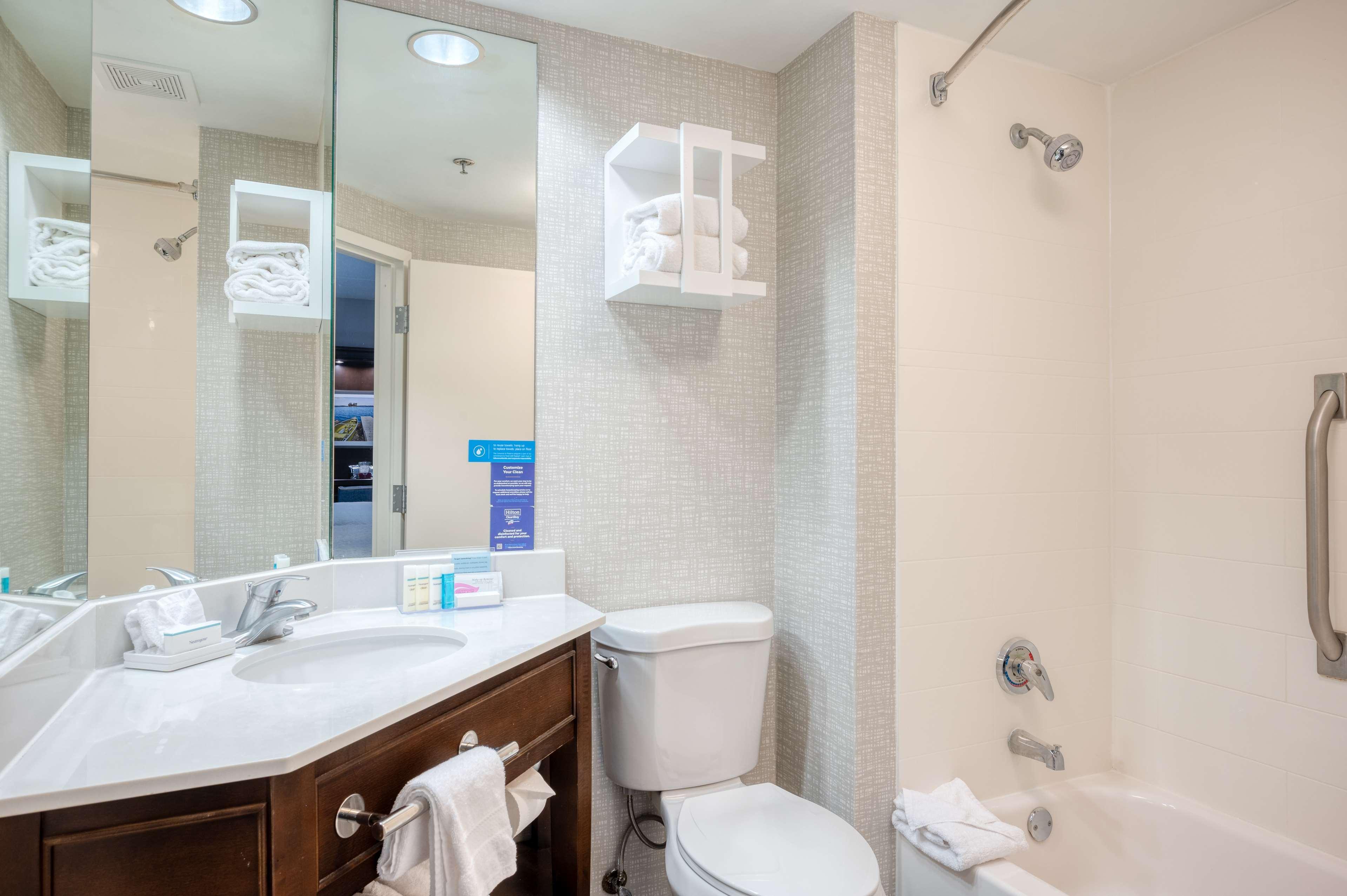 Hampton Inn Janesville Luaran gambar